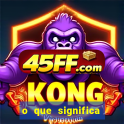 o que significa sonhar com o silvio santos